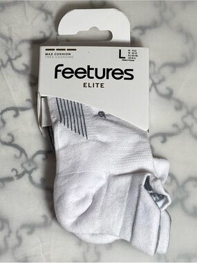 Feetures Elite Max Cushion No-Show Tab LARGE White Socks No Blisters UNISEX NEW